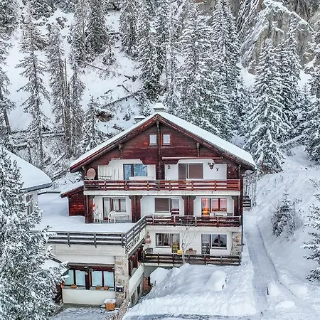 Adler Residenz 14 *